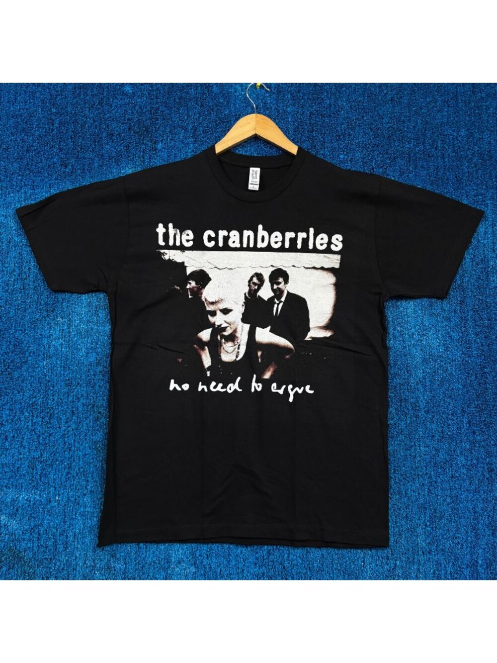 The Cranberries “No Need to Argue” Graphic T-Shirt Size Large